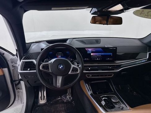 Used 2024 BMW X5 xDrive50e w/ M Sport Package image 24
