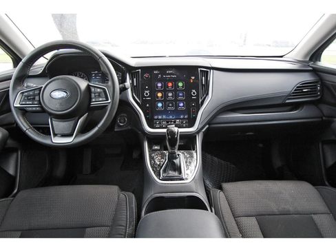 Used 2024 Subaru Outback Premium AWD/4WD image 9