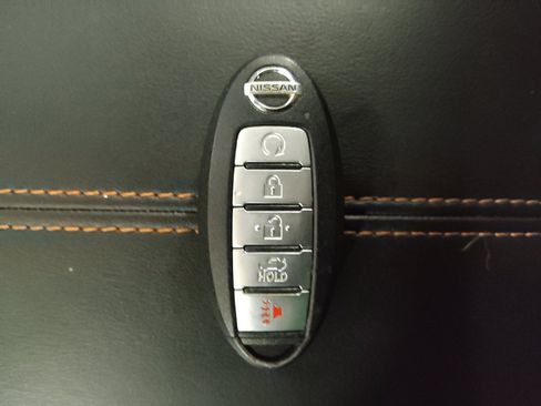 Used 2021 Nissan Sentra SR FWD image 32