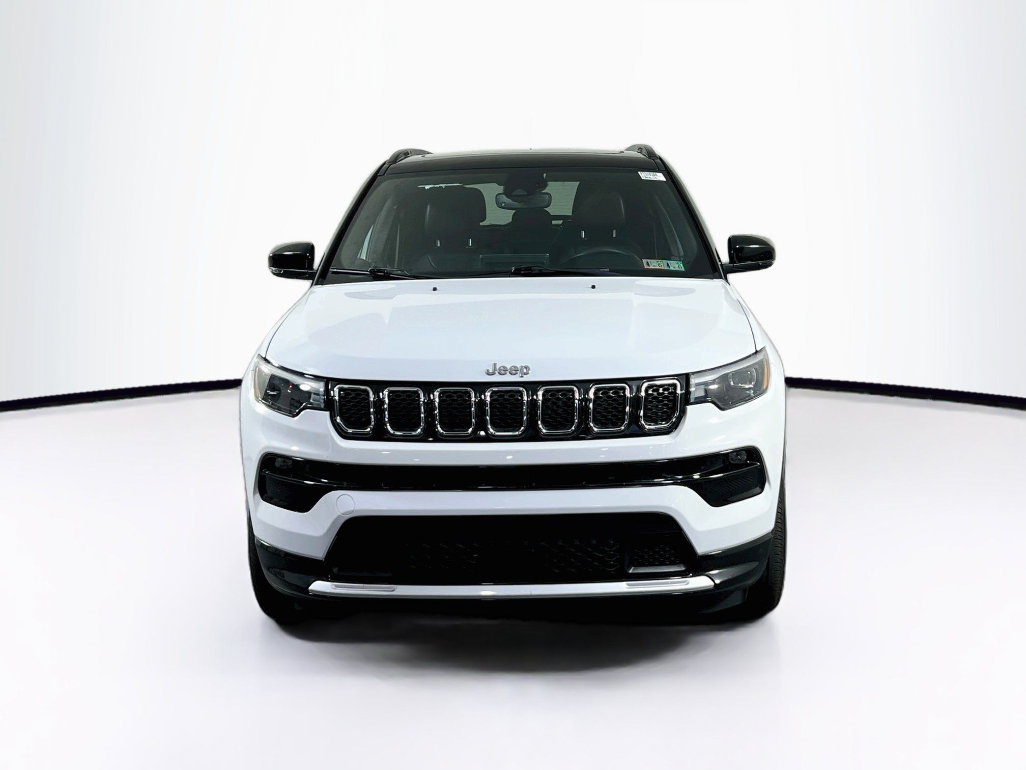 Used 2023 Jeep Compass Limited w/ Elite Group AWD/4WD image 2