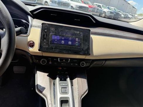 Used 2018 Honda Clarity Base 4dr Sedan image 14