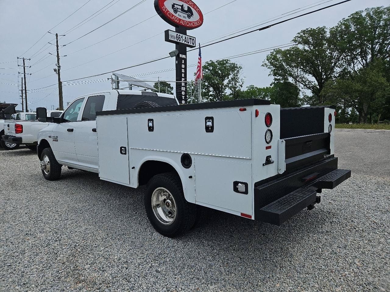 Used 2016 RAM 3500 Tradesman AWD/4WD image 3