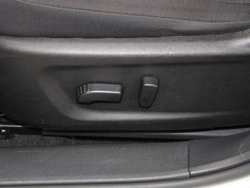 Used 2023 Nissan Altima 2.5 SV image 18