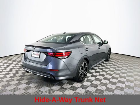 Used 2022 Nissan Sentra SR w/ Trunk Package image 11