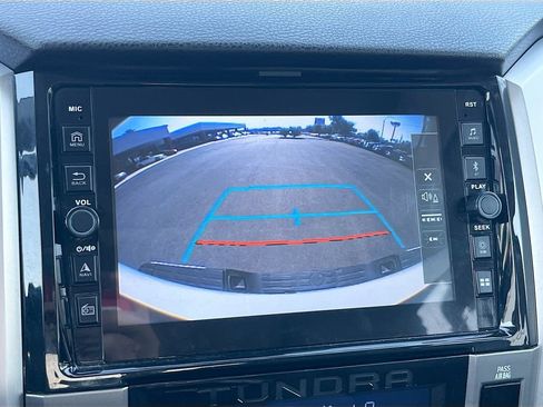 Used 2019 Toyota Tundra Limited w/ Limited Premium Package AWD/4WD image 14