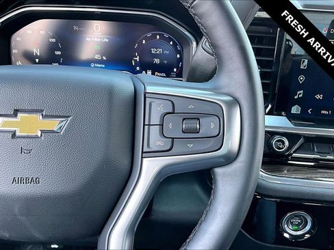 Used 2024 Chevrolet Silverado 1500 LT image 13