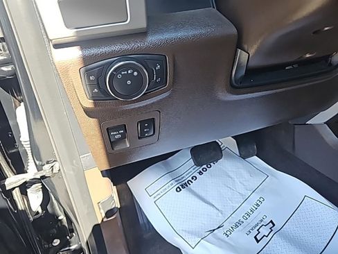 Used 2018 Ford F150 King Ranch w/ Equipment Group 601A Luxury image 20