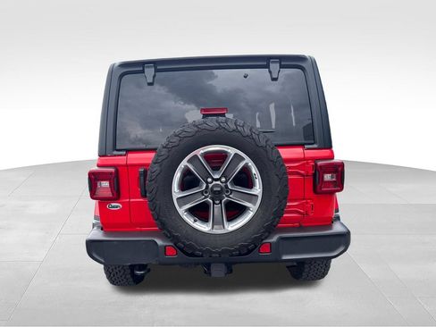 Used 2023 Jeep Wrangler Unlimited Sahara w/ LED Lighting Group AWD/4WD image 4