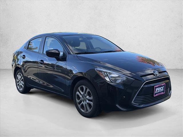 Used 2017 Toyota Yaris iA FWD image 2