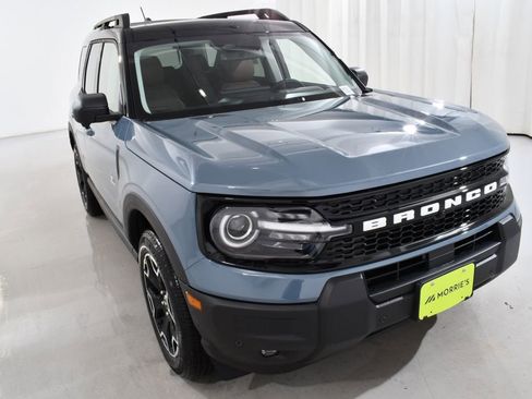 New 2025 Ford Bronco Sport Outer Banks w/ Outer Banks Tech Package+ image 4