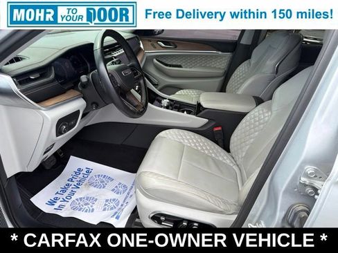Used 2021 Jeep Grand Cherokee L Summit w/ Luxury Tech Group V AWD/4WD image 14