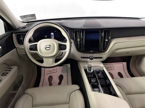 Used 2023 Volvo XC60 B5 Ultimate w/ Protection Package image 22
