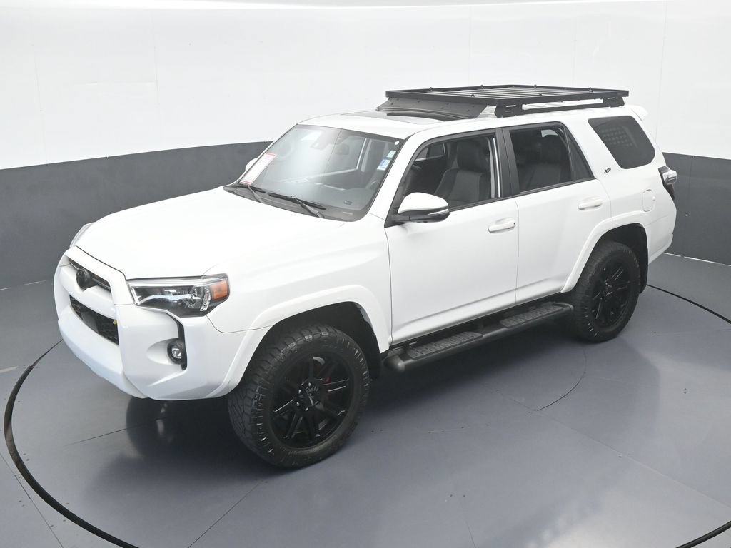 Used 2024 Toyota 4Runner SR5 Premium w/ Moonroof Package AWD/4WD image 48