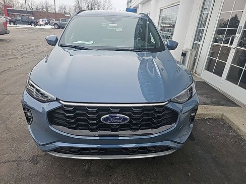Used 2023 Ford Escape ST-Line Elite image 3