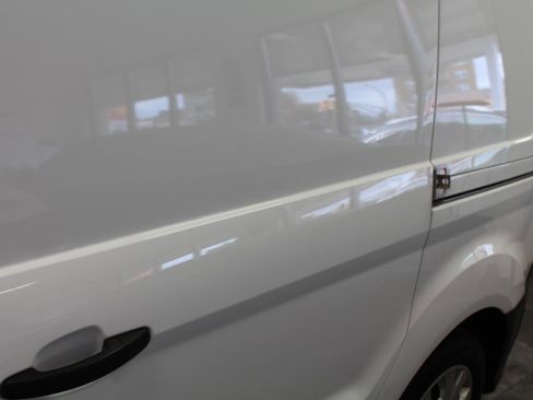 Used 2022 Ford Transit Connect XL image 30