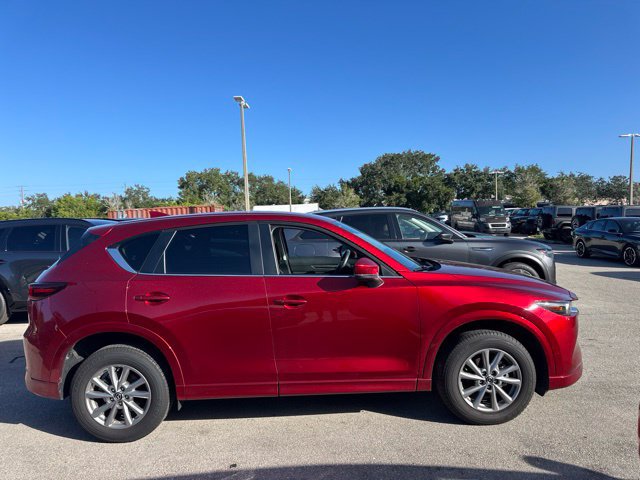 Used 2024 MAZDA CX-5 AWD 2.5 S w/ Preferred Package image 2