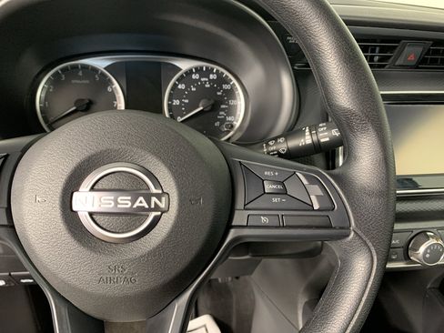 Used 2025 Nissan Kicks Play S FWD image 21