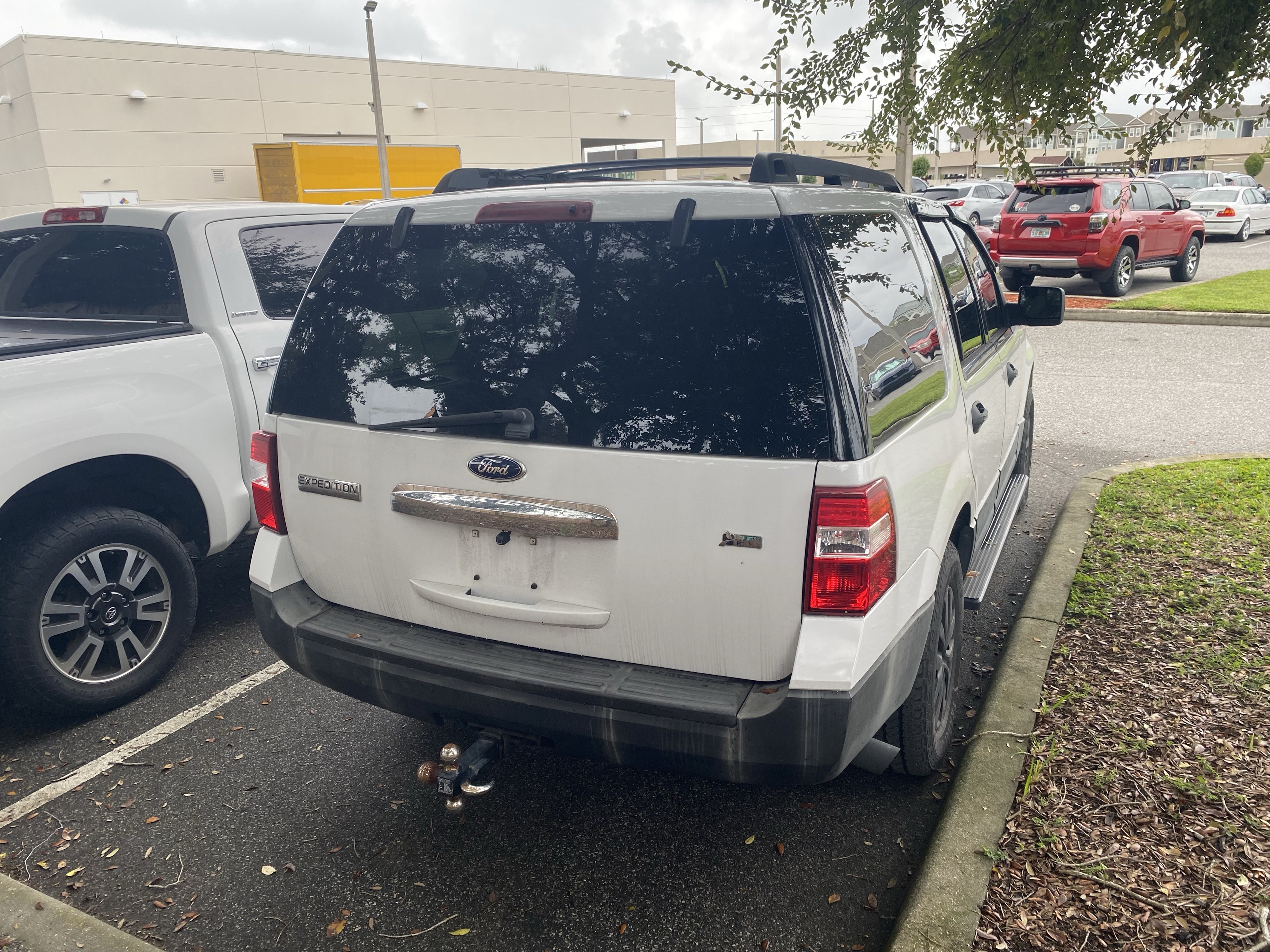 Used 2014 Ford Expedition XL AWD/4WD image 18