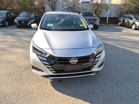 New 2025 Nissan Versa SV w/ Trunk Package image 3