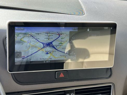 Used 2017 Audi Q5 2.0T Premium w/ Audi MMI Navigation Plus image 19