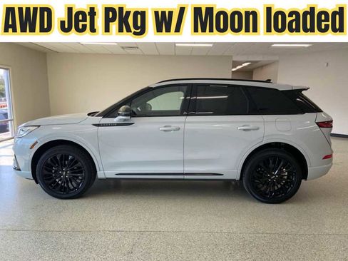 Used 2025 Lincoln Corsair Reserve w/ Jet Appearance Package AWD/4WD image 1