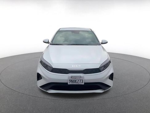 Used 2024 Kia Forte LXS FWD image 4