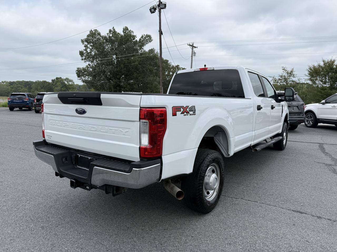 Used 2019 Ford F250 XL w/ Power Equipment Group AWD/4WD image 6