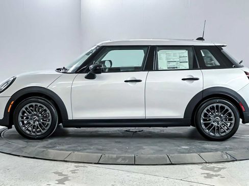 New 2026 MINI Cooper 4-Door Hardtop image 5
