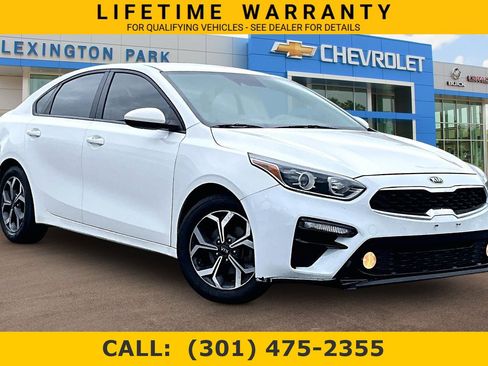 Used 2020 Kia Forte LXS FWD image 1