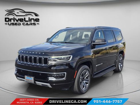 Used 2024 Jeep Wagoneer Series II w/ Flexible Seating Group RWD image 5