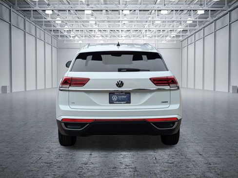 Certified 2023 Volkswagen Atlas Cross Sport SE image 4