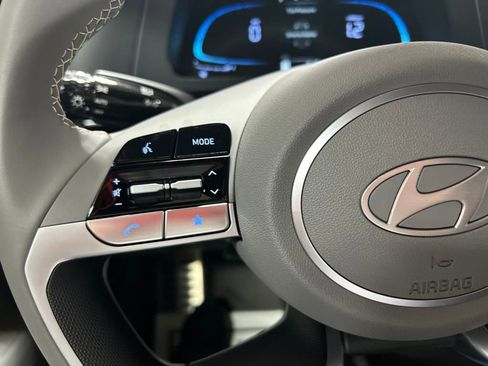 New 2025 Hyundai Elantra Sport image 25