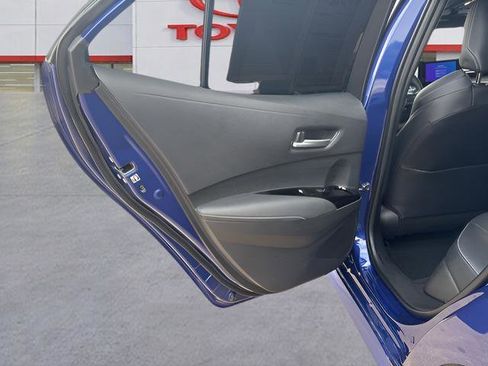 Used 2025 Toyota Corolla XSE image 30