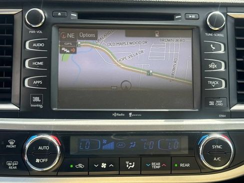 Used 2014 Toyota Highlander Limited FWD image 30