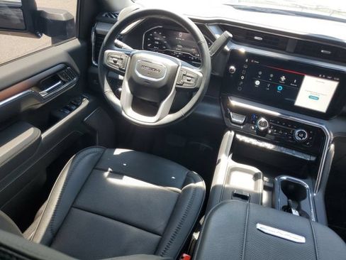 Used 2025 GMC Sierra 2500 Denali w/ Max Trailering Package AWD/4WD image 27
