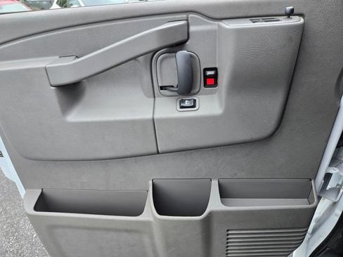 Used 2023 GMC Savana 2500 w/ Driver Convenience Package RWD image 33