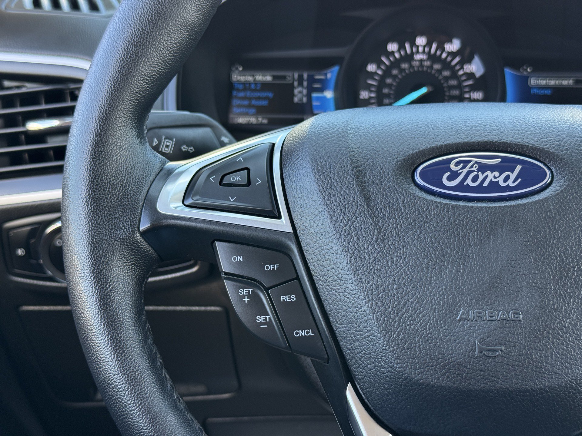 Used 2024 Ford Edge SEL w/ Convenience Package AWD/4WD image 20