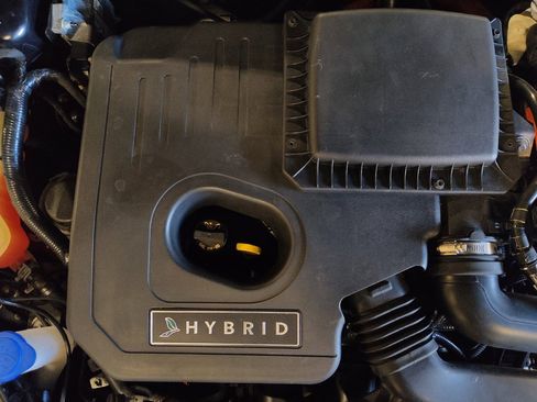 Used 2019 Lincoln MKZ Reserve FWD image 30