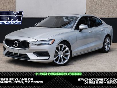 Used 2019 Volvo S60 T5 Momentum w/ Multimedia Package