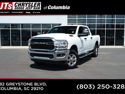 Used 2024 RAM 2500 Big Horn AWD/4WD image 1