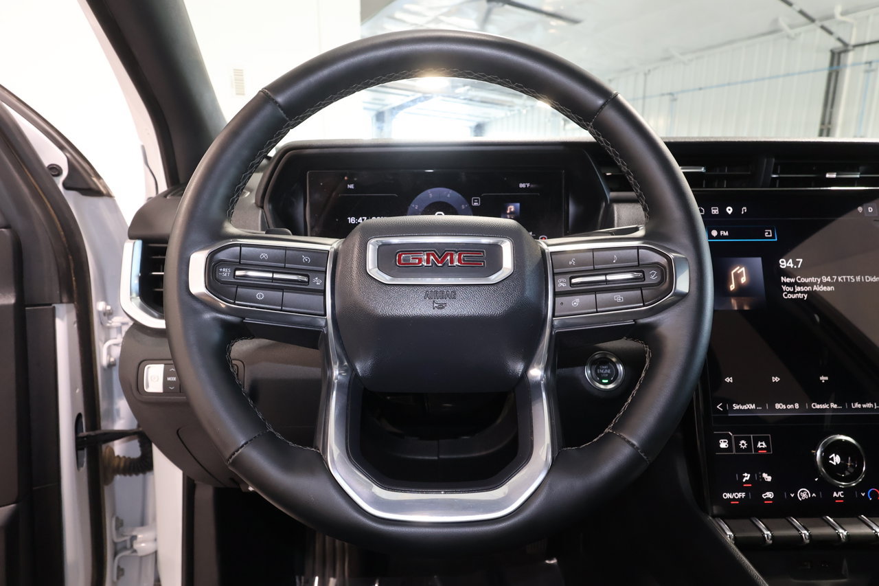 Certified 2026 GMC Terrain Elevation AWD/4WD image 10