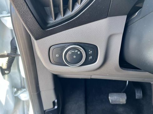 Used 2022 Ford Transit Connect XLT FWD image 29