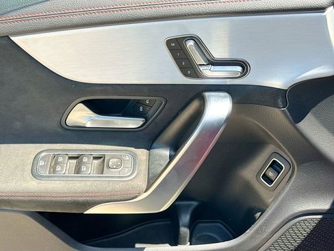 Used 2023 Mercedes-Benz CLA 250 image 17