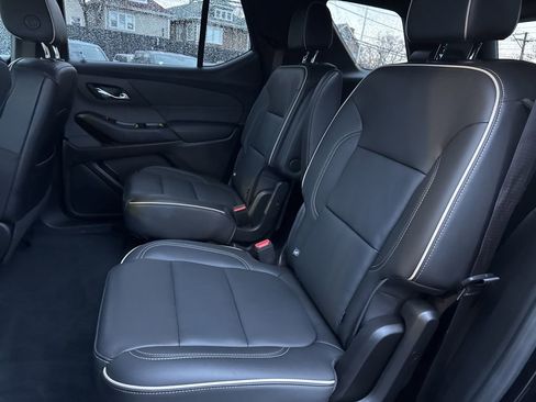 Used 2022 Chevrolet Traverse Premier w/ LPO, Blackout Package image 33