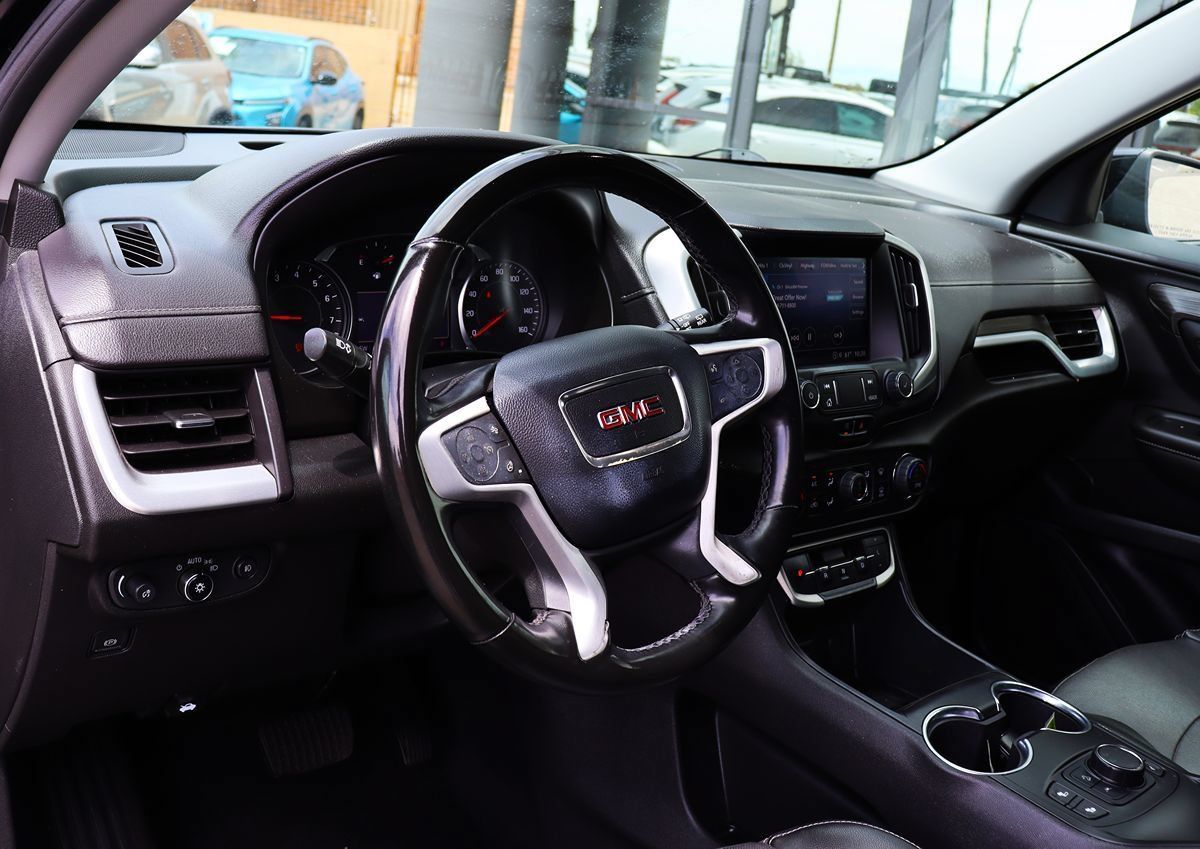 Used 2023 GMC Terrain SLT AWD/4WD image 39
