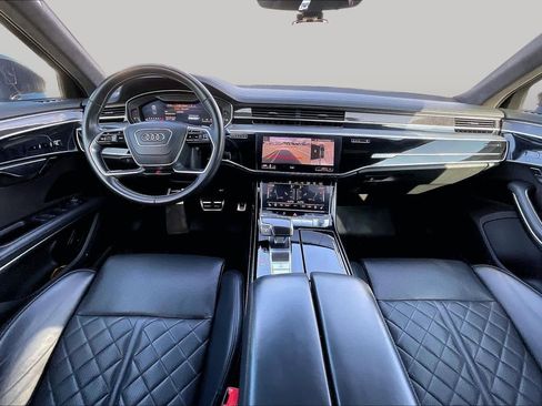 Used 2020 Audi S8 L w/ S8 Executive Package AWD/4WD image 16