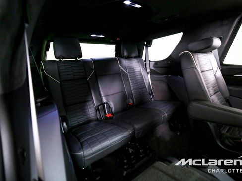 Used 2026 Cadillac Escalade V AWD/4WD image 30