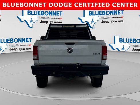 Used 2018 RAM 2500 Tradesman w/ Chrome Appearance Group AWD/4WD image 6