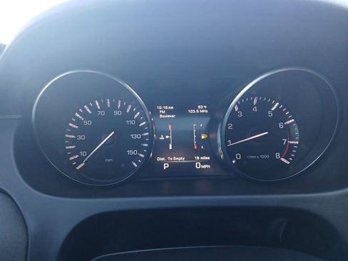 Used 2016 Land Rover Discovery Sport HSE image 25