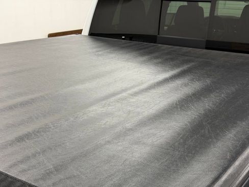 Certified 2023 GMC Sierra 1500 AT4 w/ AT4 Preferred Package image 14